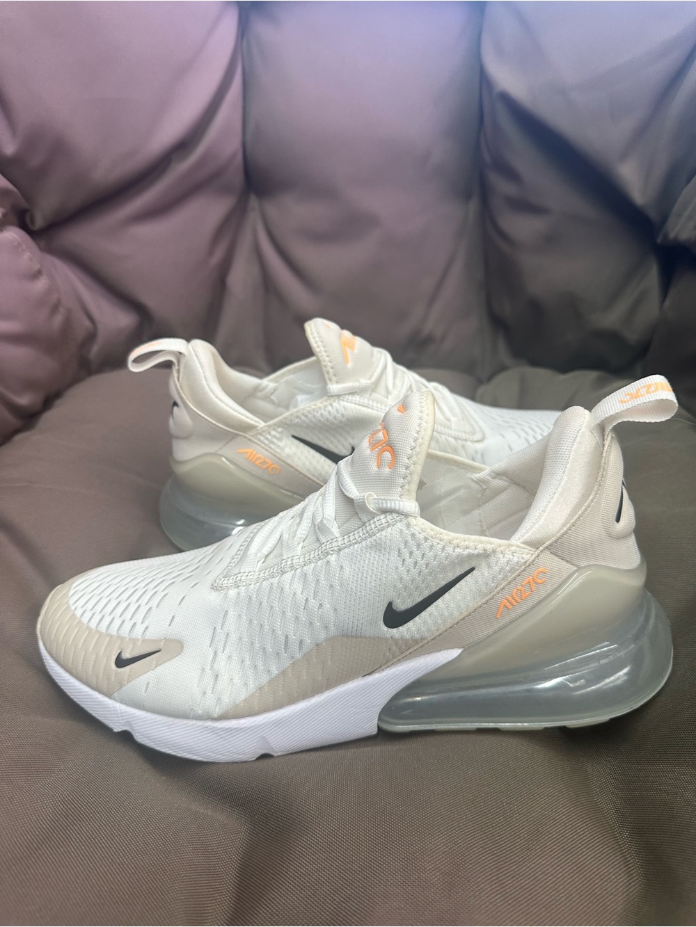 Nike Airmax 270 white dessert peach sand size 11 women’s